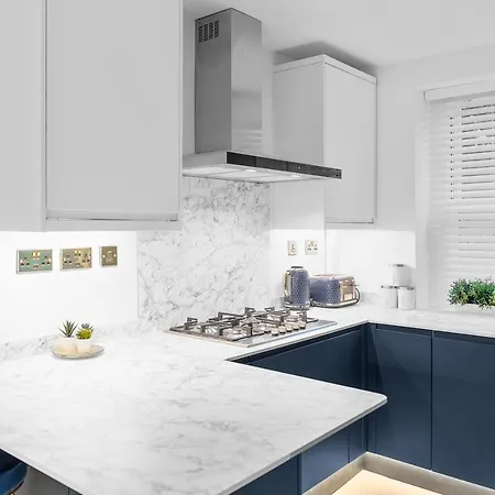 Daire Stunning 2 Bedroom In Fantastic Location *