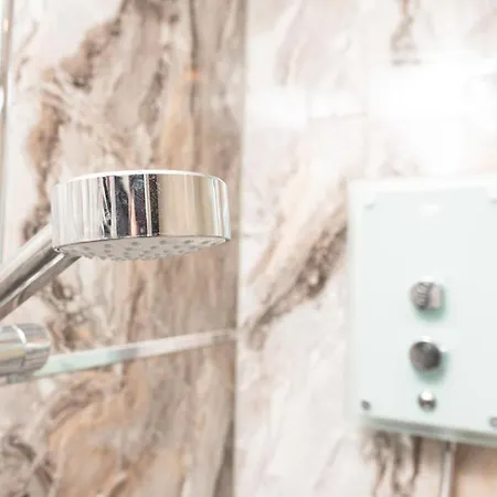 Daire Stunning 2 Bedroom In Fantastic Location