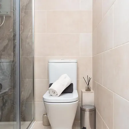 Stunning 2 Bedroom In Fantastic Location Daire Bristol